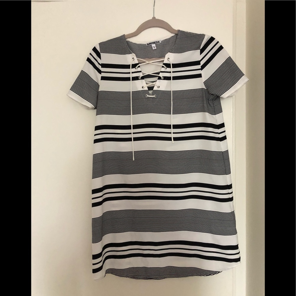 Express Short Sleeve Dress